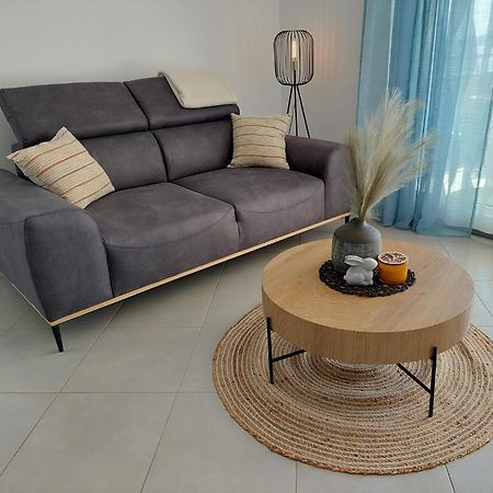 Apartman Leona Villa Nehaj เซนญ์ ภายนอก รูปภาพ