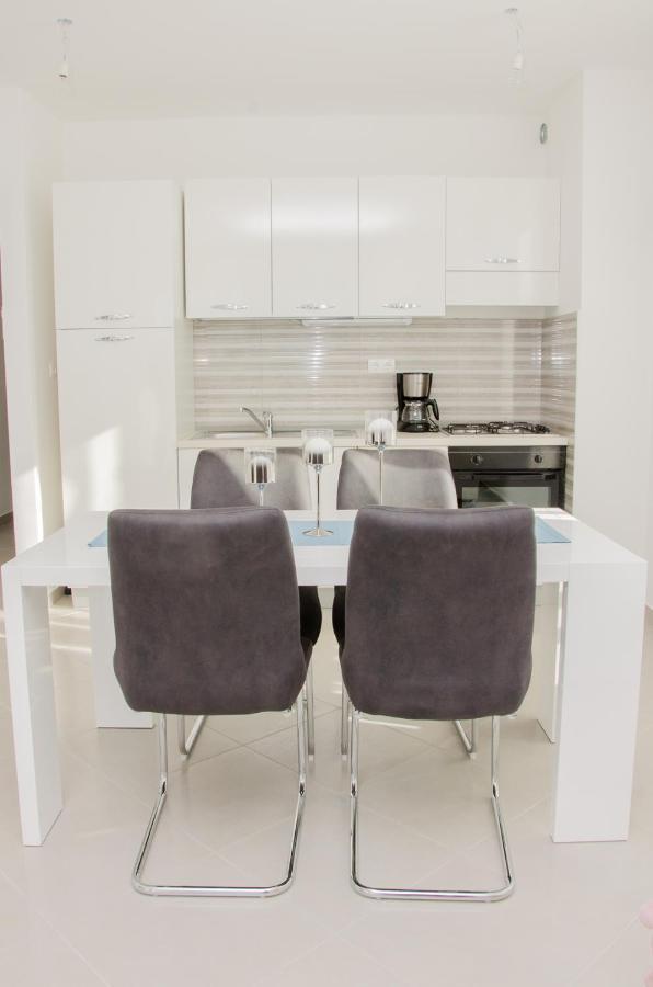Apartman Leona Villa Nehaj เซนญ์ ภายนอก รูปภาพ
