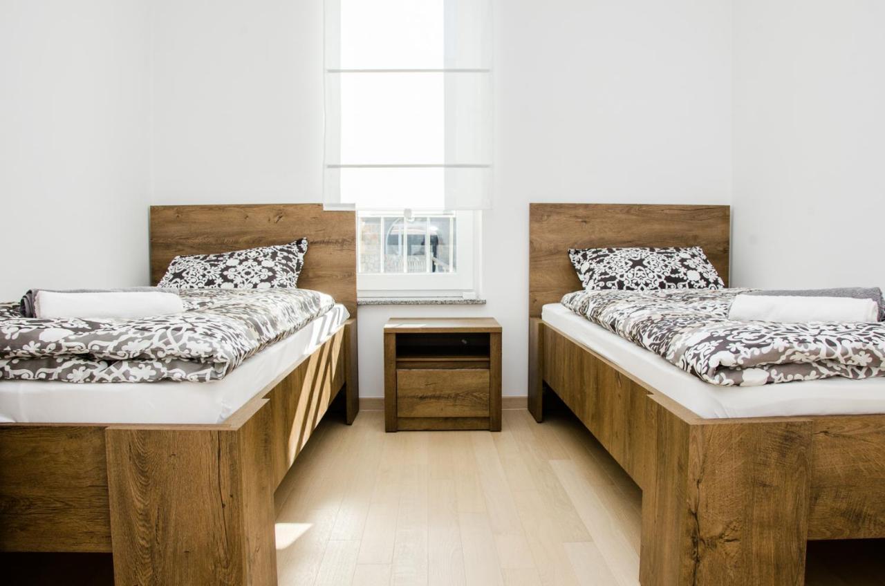 Apartman Leona Villa Nehaj เซนญ์ ภายนอก รูปภาพ