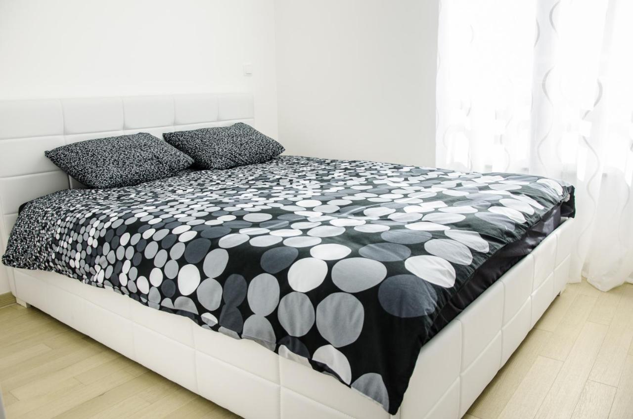 Apartman Leona Villa Nehaj เซนญ์ ภายนอก รูปภาพ
