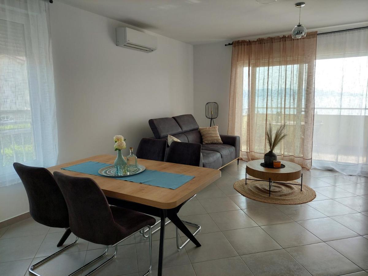 Apartman Leona Villa Nehaj เซนญ์ ภายนอก รูปภาพ