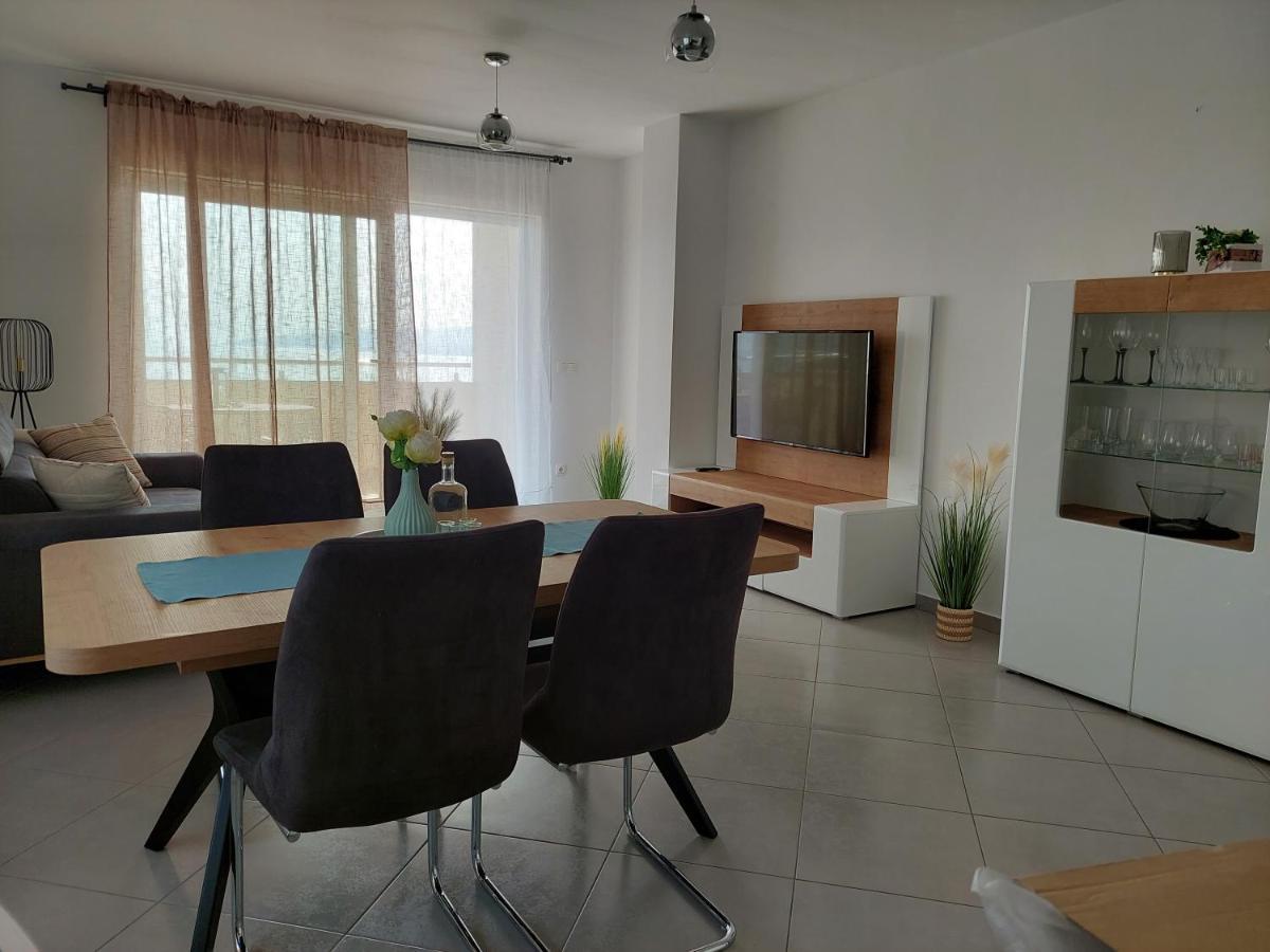 Apartman Leona Villa Nehaj เซนญ์ ภายนอก รูปภาพ